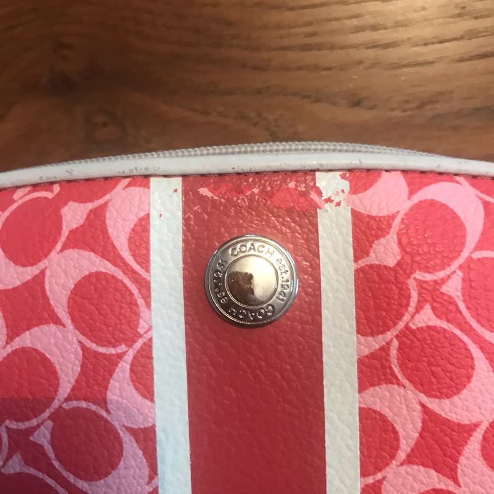 Coach Classic C Makeup Cosmetic Travel Case - Picture 2 of 9